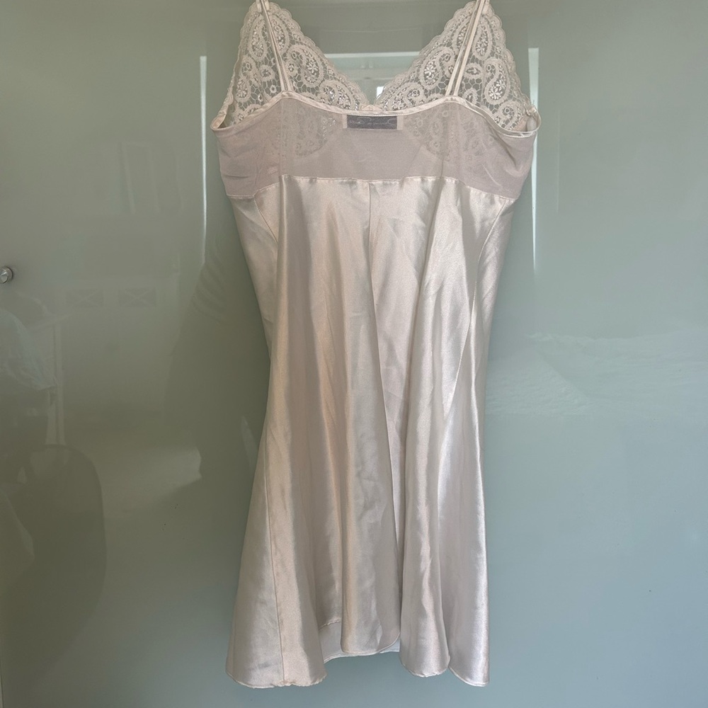 Oscar de la Renta White Slip Dress - Picture 2 of 7